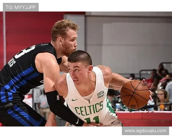 NBA斗球在线直播热门赛事推荐,第一时间锁定你喜欢的比赛 NBA斗球在线直播热门赛事推荐,第一时间锁定你喜欢的比赛