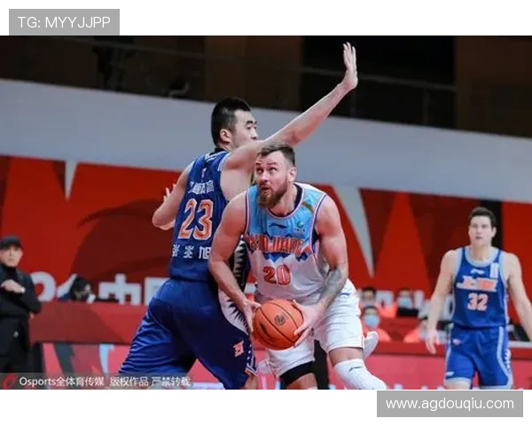 斗球体育直播cba：最新赛况分析与精彩瞬间全程直播