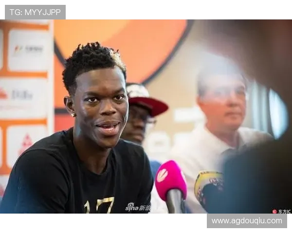 腾讯斗球体育直播官网的多角度直播功能让用户体验更丰富的观赛视角