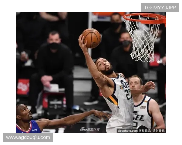 NBA斗球在线直播最新赛事资讯，第一时间掌握比赛结果与精彩集锦