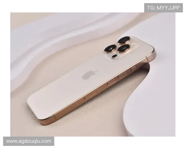 升级斗球体育iOS版本，体验更流畅的操作界面和丰富的体育赛事内容
